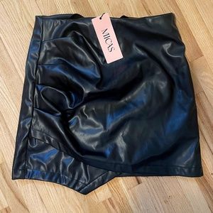 MICAS small black pleather mini-skirt